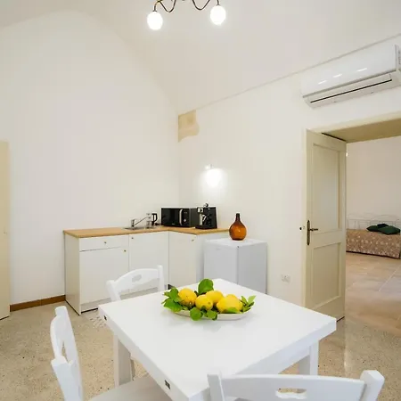 Oda ve Kahvaltı Palazzo Terra D'otranto