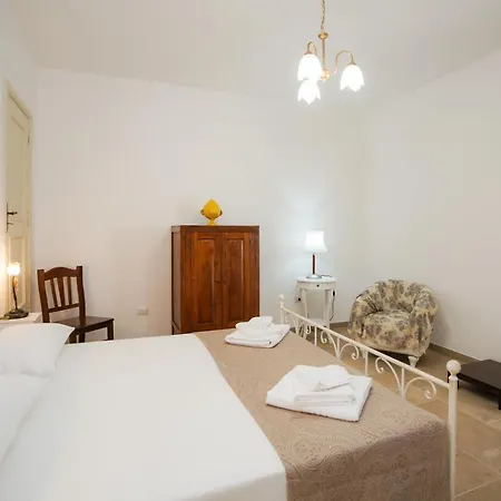 Palazzo Terra D'otranto Oda ve Kahvaltı 3*