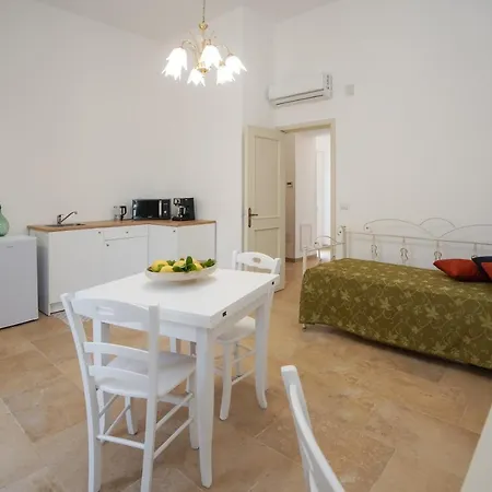 Palazzo Terra D'otranto 3* Martano