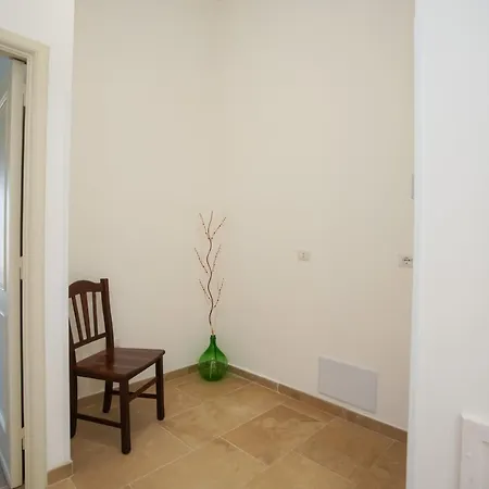 Oda ve Kahvaltı Palazzo Terra D'otranto