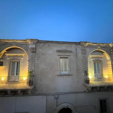 Palazzo Terra D'otranto 3* Martano