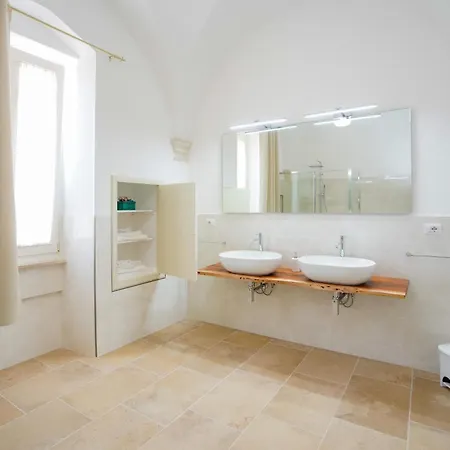 Oda ve Kahvaltı Palazzo Terra D'otranto