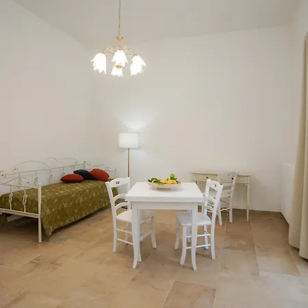 Oda ve Kahvaltı Palazzo Terra D'otranto